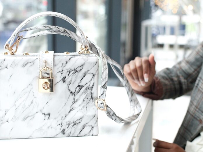 Travelling essential japa.ng
