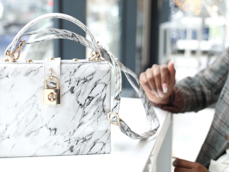 Travelling essential japa.ng