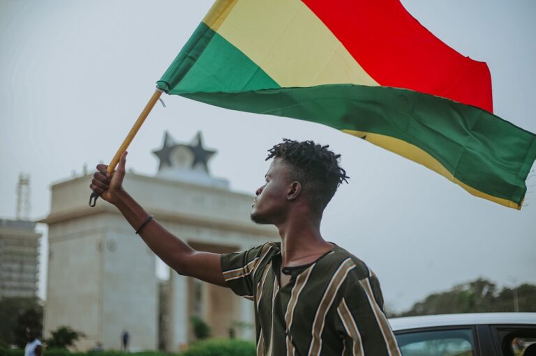 relocate to Ghana japa.ng